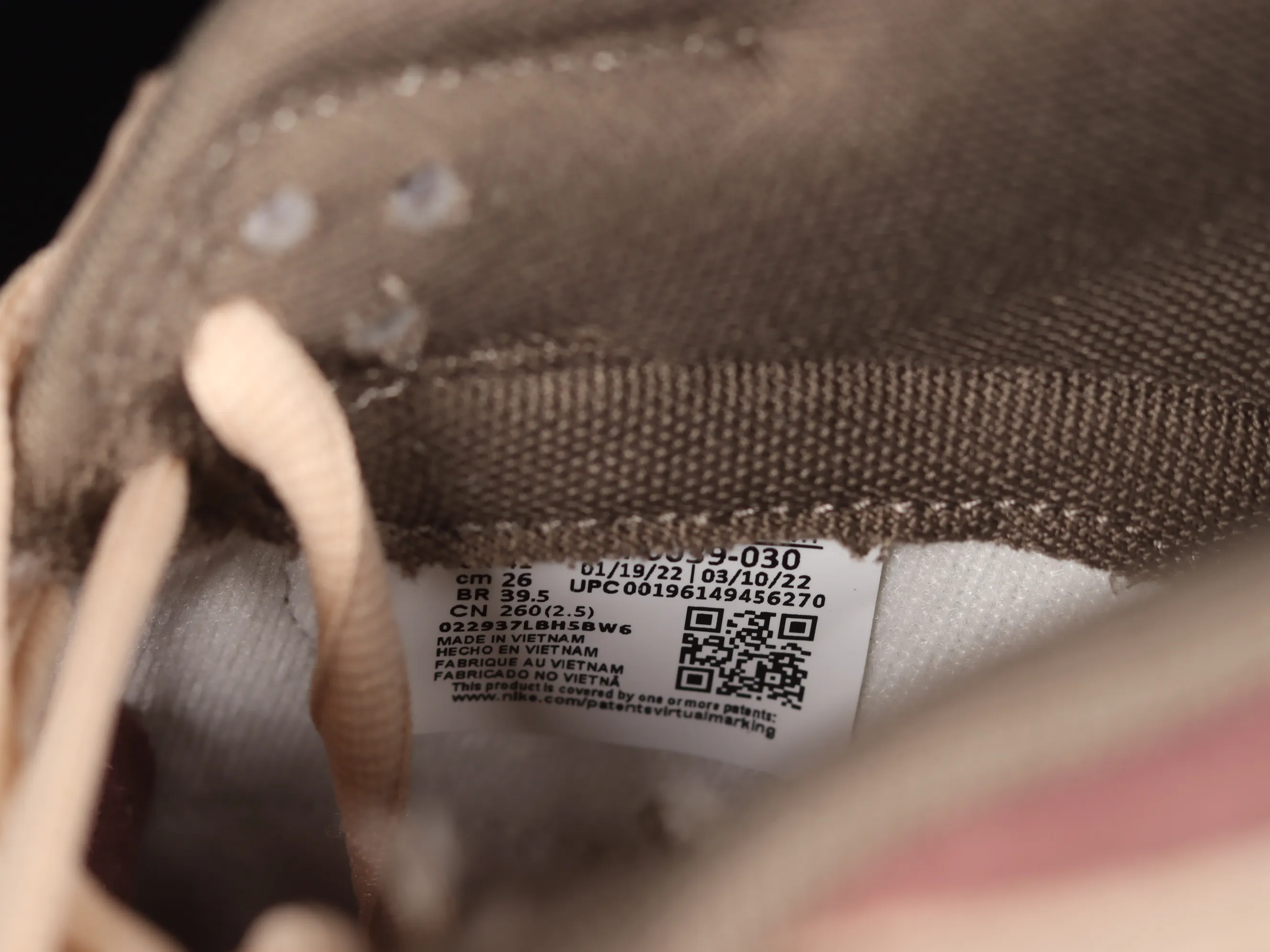 All Categories Nk SB Dunk Series Nk SB Dunk Low Low-top sneakers Otomo Katsuhiro x Nk SB Dunk Low "Steamboy OST" Creative customization collaboration Otomo Katsuhiro joint SB low-top sports and leisure sneakers LF0039-030